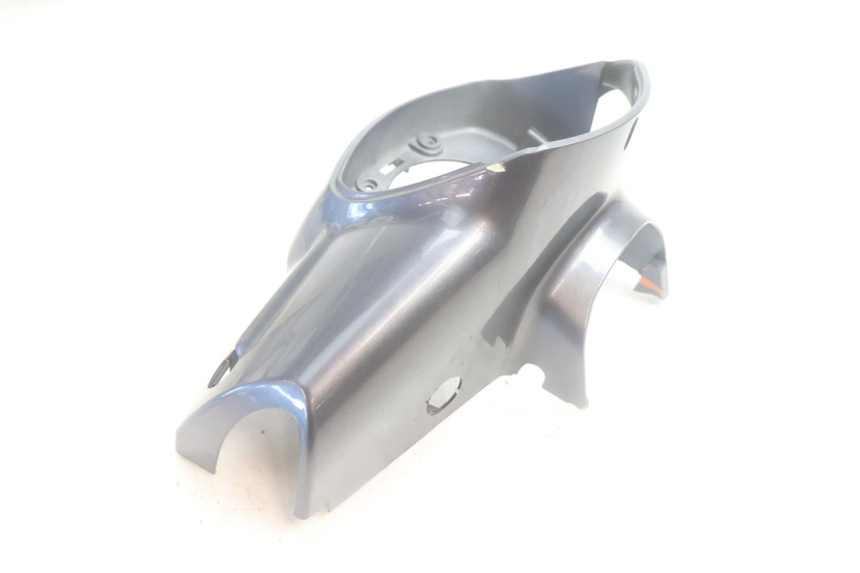 photo de COUVRE GUIDON AVANT KYMCO LIKE 125 (2009 - 2016) - Gros plan technique
