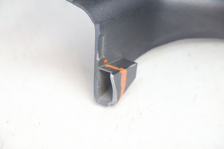 photo de COUVRE GUIDON AVANT KYMCO LIKE 125 (2009 - 2016) - Pièce contrôlée