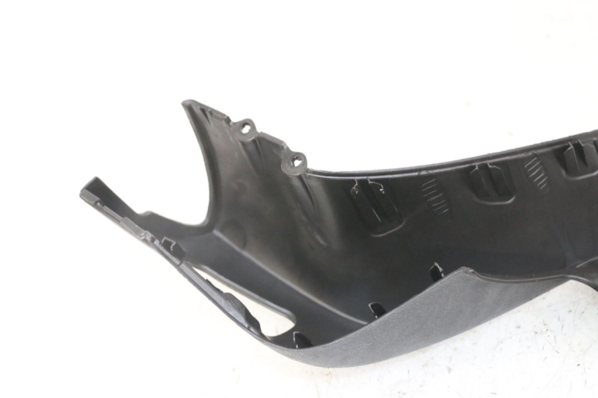 photo de COUVRE GUIDON AVANT PIAGGIO MP3 LT 300 (2010 - 2016)