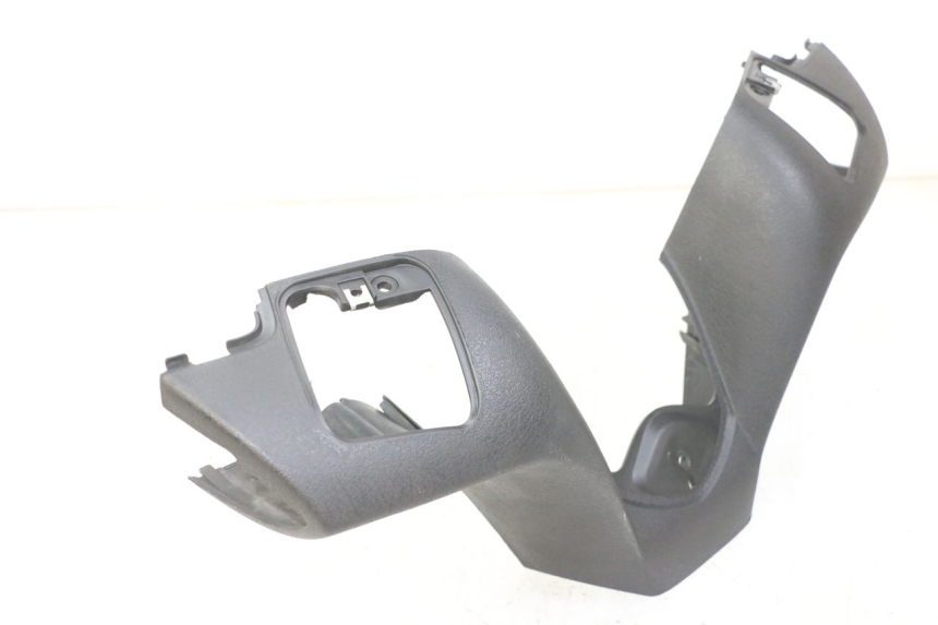photo de COUVRE GUIDON AVANT PIAGGIO MP3 500 (2011 - 2015)