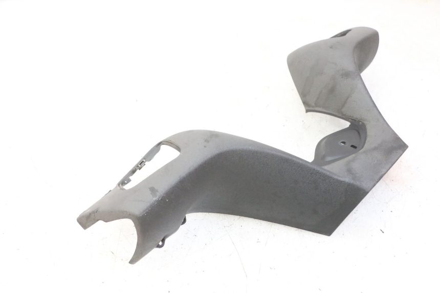 photo de COUVRE GUIDON AVANT PIAGGIO MP3 125 (2006 - 2014)