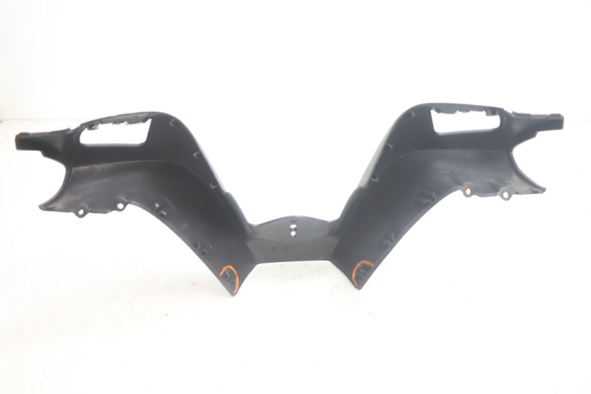 photo de COUVRE GUIDON AVANT PIAGGIO MP3 500 (2011 - 2015) - Autre angle de vue