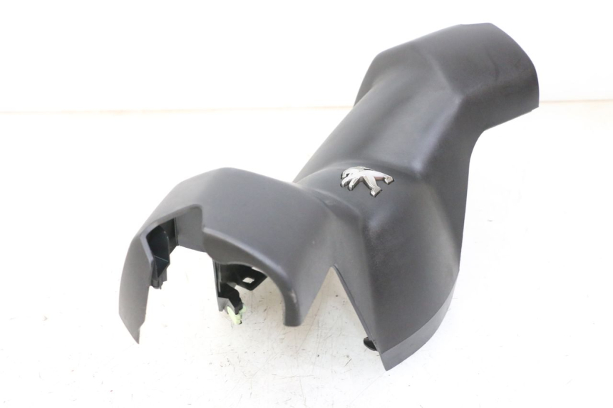 photo de COUVRE GUIDON AVANT PEUGEOT CITYSTAR 2T 50 (2018 - 2021)