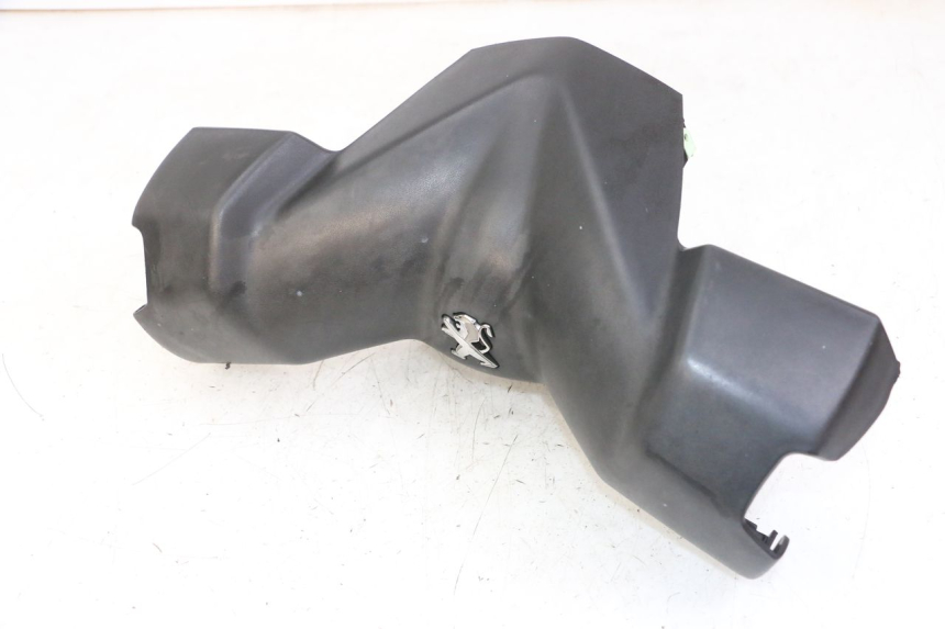 photo de COUVRE GUIDON AVANT PEUGEOT CITYSTAR 2T 50 (2018 - 2021)