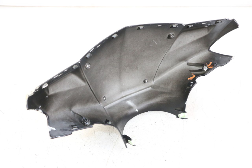 photo de COUVRE GUIDON AVANT PEUGEOT KISBEE 2T 50 (2018 - 2022)