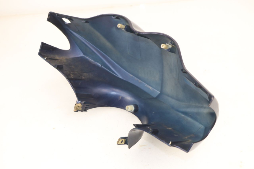 photo de COUVRE GUIDON AVANT PEUGEOT SUM UP 125 (2008 - 2013)