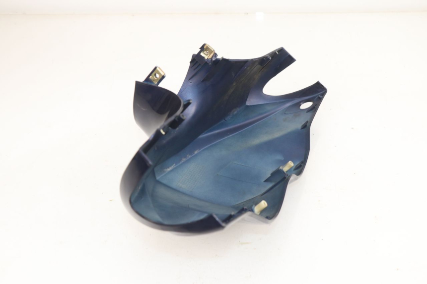 photo de COUVRE GUIDON AVANT PEUGEOT SUM UP 125 (2008 - 2013)