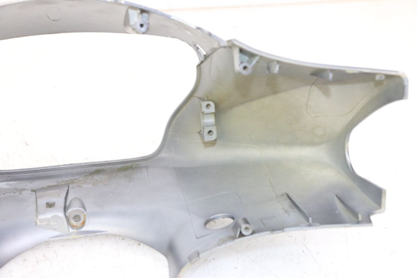 photo de COUVRE GUIDON AVANT PEUGEOT TWEET 4T 50 (2014 - 2019)