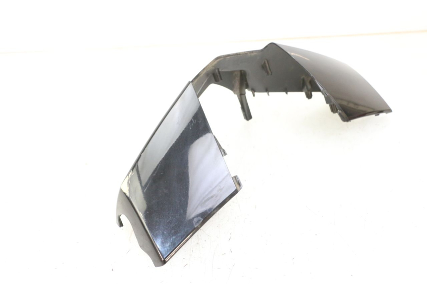 photo de COUVRE GUIDON AVANT PEUGEOT VIVACITY 125 (2010 - 2017)