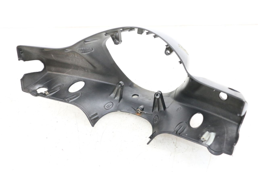 photo de COUVRE GUIDON AVANT PIAGGIO LIBERTY 4T 50 (2004 - 2008)