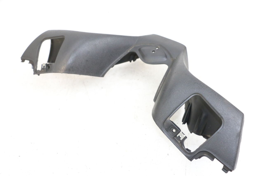 photo de COUVRE GUIDON AVANT PIAGGIO MP3 500 (2011 - 2015)