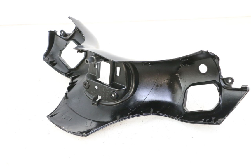 photo de COUVRE GUIDON AVANT PIAGGIO MP3 500 (2014 - 2016)