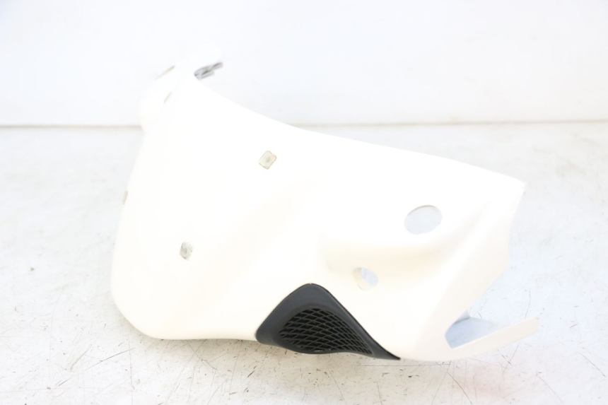 photo de COUVRE GUIDON AVANT PIAGGIO NRG POWER PUREJET 50 (2018 - 2021)