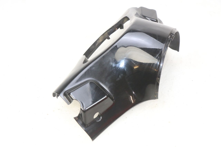 photo de COUVRE GUIDON AVANT PIAGGIO VESPA PRIMAVERA 2T 50 (2013 - 2018)