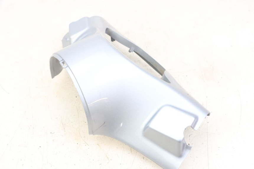 photo de COUVRE GUIDON AVANT PIAGGIO VESPA PRIMAVERA 4T 50 (2021 - 2024)