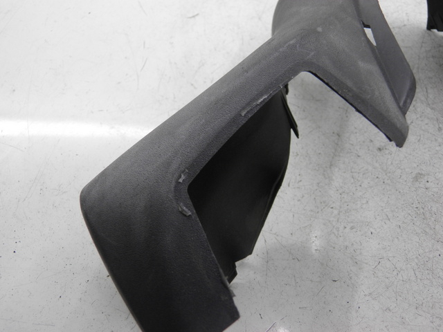 photo de COUVRE GUIDON AVANT PIAGGIO X9 EVOLUTION 500 (2003 - 2005)