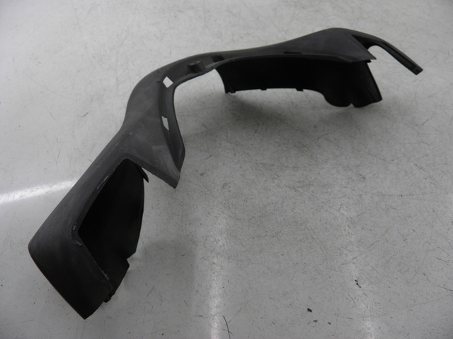 photo de COUVRE GUIDON AVANT PIAGGIO X9 EVOLUTION 500 (2003 - 2005)