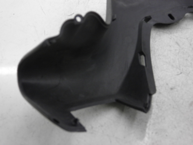 photo de COUVRE GUIDON AVANT PIAGGIO X9 EVOLUTION 500 (2003 - 2005)