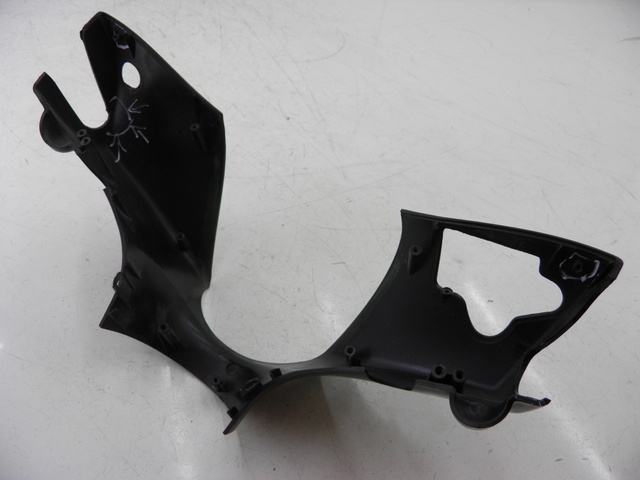 photo de COUVRE GUIDON AVANT PIAGGIO ZIP 4T 50 (2001 - 2008)