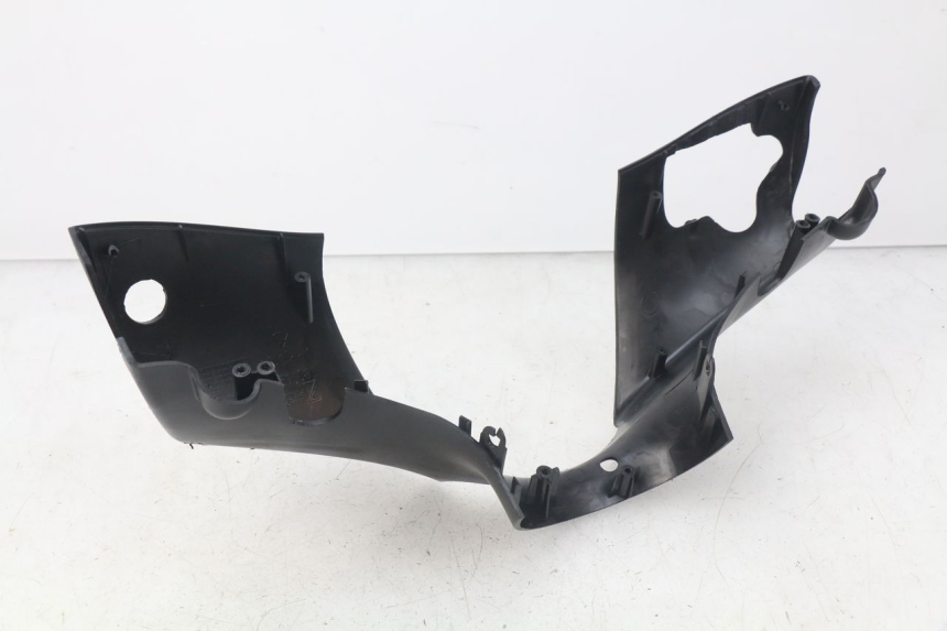 photo de COUVRE GUIDON AVANT PIAGGIO ZIP 4T 50 (2006 - 2017)