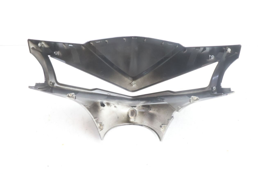 photo de COUVRE GUIDON AVANT JM MOTORS SANTANA EVO 50 (2024 - 2026) - Gros plan technique