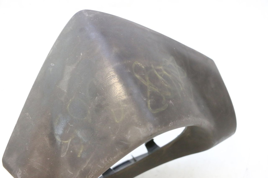 photo de COUVRE GUIDON AVANT YAMAHA SLIDER 50 (1999 - 2004) - Détail de la pièce