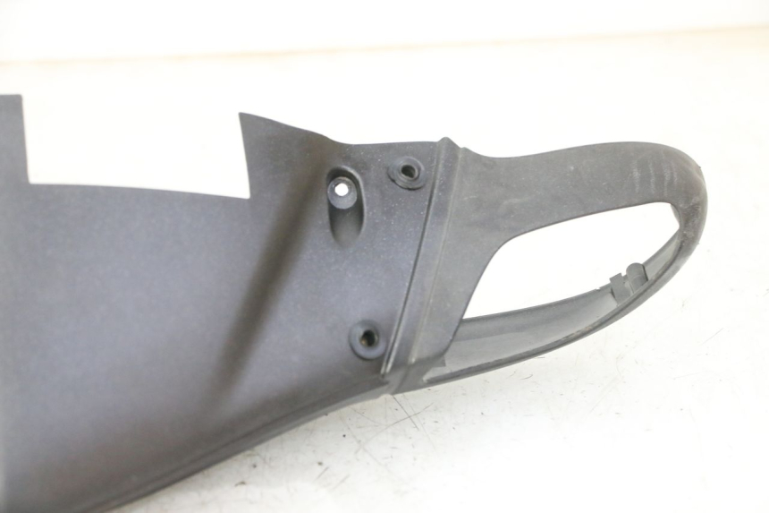 photo de COUVRE GUIDON AVANT APRILIA SR R 2T LC 50 (2018 - 2021)