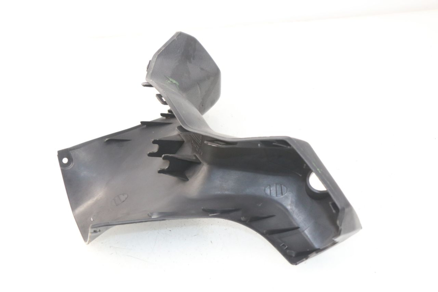 photo de COUVRE GUIDON AVANT SUZUKI BURGMAN 125 (2007 - 2014)