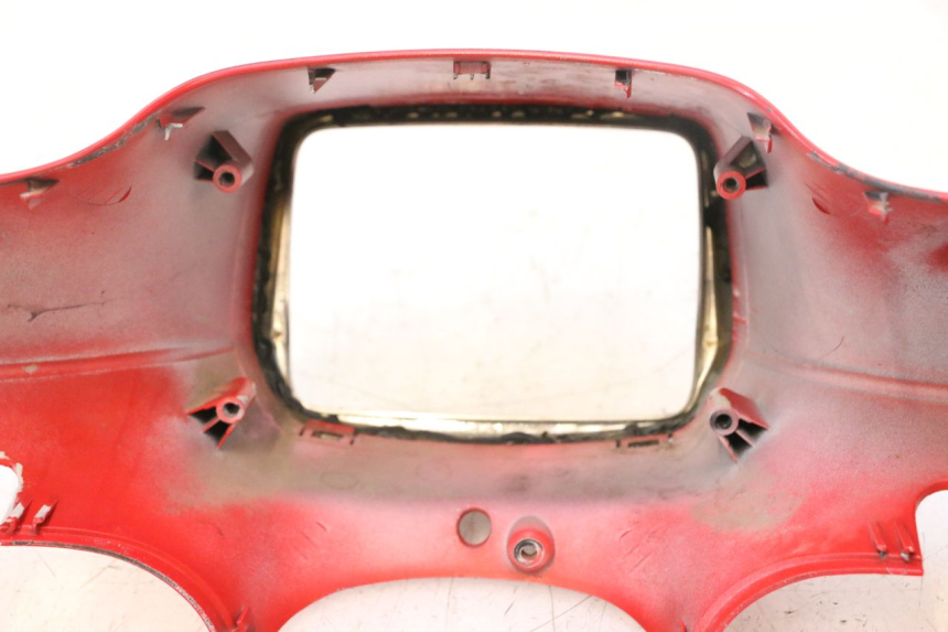 photo de COUVRE GUIDON AVANT PIAGGIO VESPA S 2T 50 (2007 - 2014) - Gros plan technique