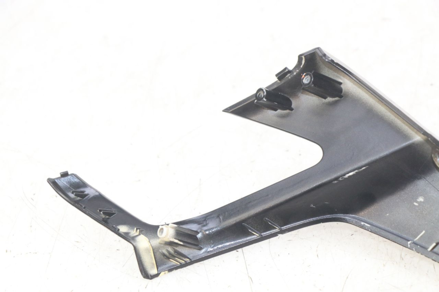 photo de COUVRE GUIDON AVANT YAMAHA X-MAX XMAX 250 (2006 - 2009)