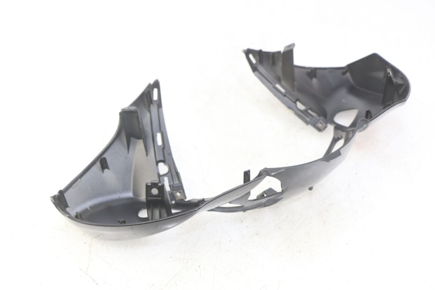 photo de COUVRE GUIDON AVANT YAMAHA HW XENTER 125 (2011 - 2017)