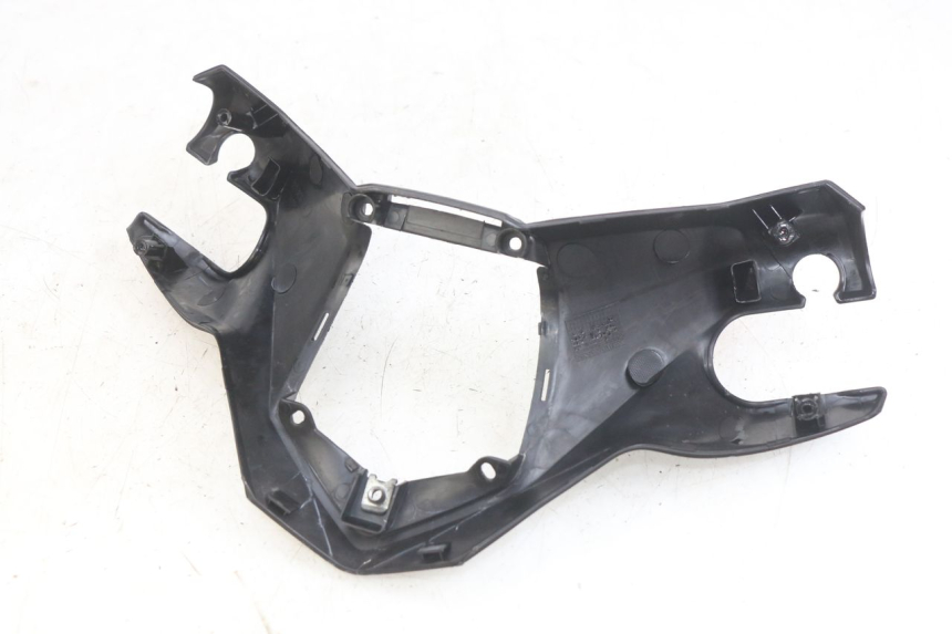 photo de COUVRE GUIDON AVANT YAMAHA X-MAX XMAX 125 (2010 - 2014)