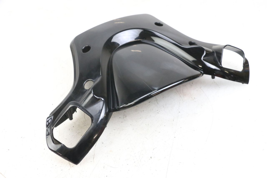 photo de COUVRE GUIDON AVANT YAMAHA YP MAJESTY 125 (2002 - 2006)