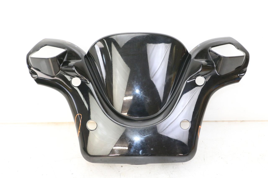 photo de COUVRE GUIDON AVANT YAMAHA YP MAJESTY 125 (2007 - 2010)