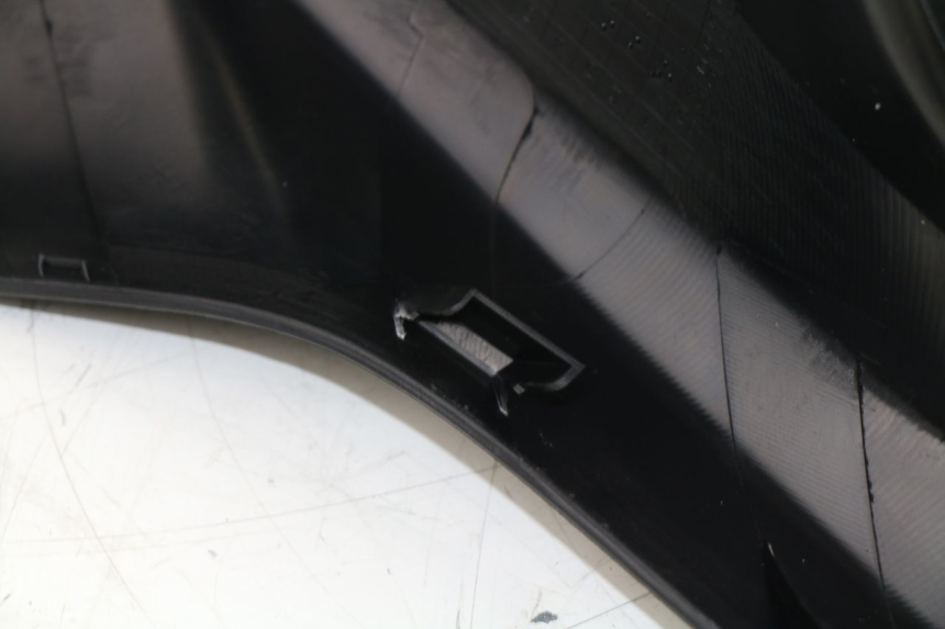photo de COUVRE GUIDON AVANT YAMAHA YP MAJESTY 400 (2004 - 2008)