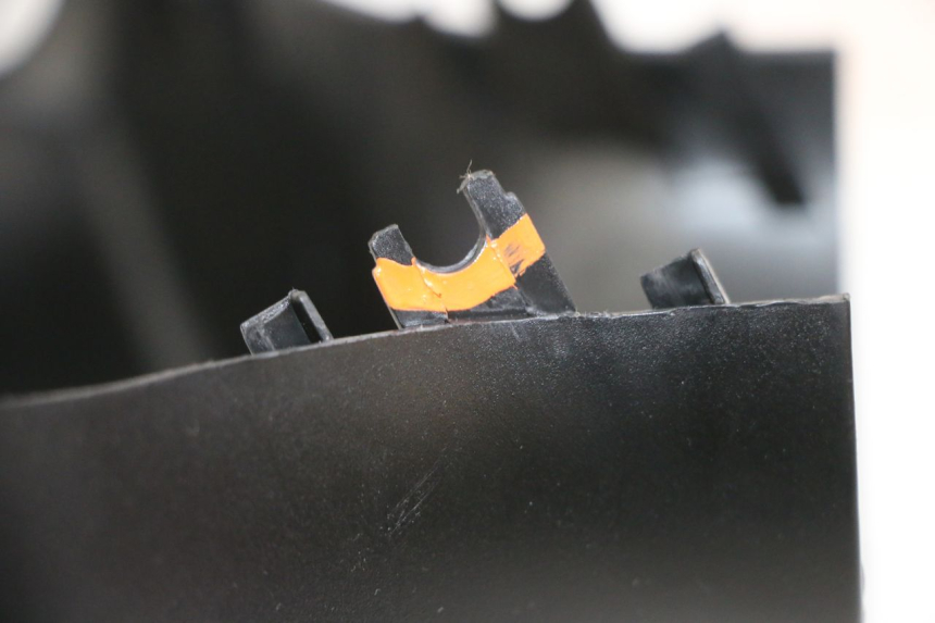 photo de COUVRE GUIDON AVANT PIAGGIO ZIP 2T 50 (2009 - 2019) - Détail de la pièce