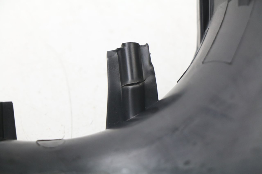 photo de COUVRE GUIDON AVANT PIAGGIO ZIP 4T 50 (2018 - 2020)