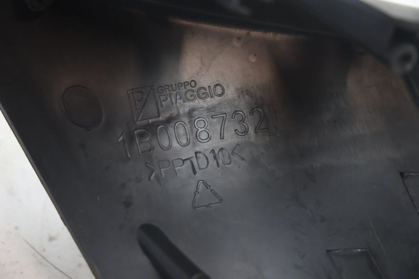 photo de COUVRE GUIDON AVANT PIAGGIO ZIP IGET 4T 50 (2021 - 2023) - État de surface