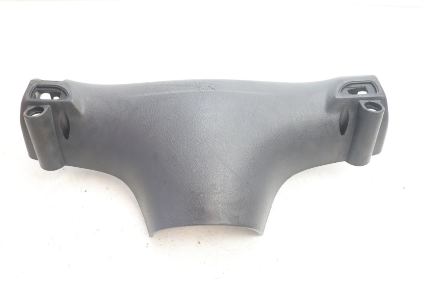 photo de COUVRE GUIDON COMMODO PIAGGIO FLY 2T 50 (2004 - 2017) - Détail de la pièce