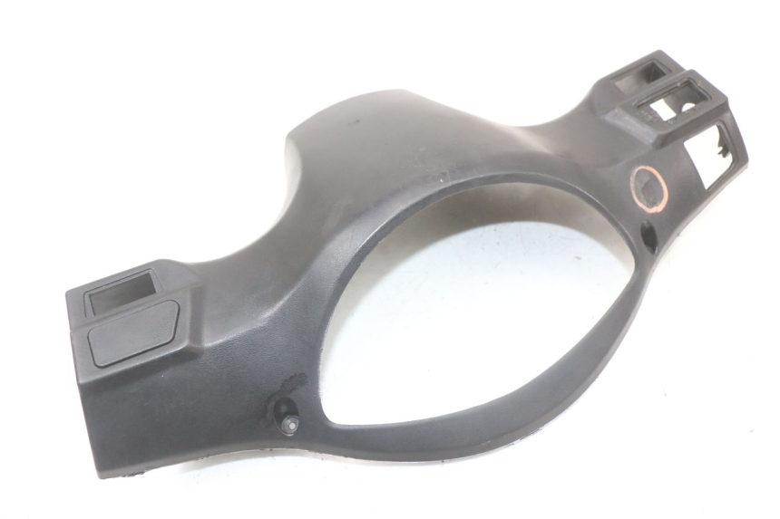 photo de COUVRE GUIDON COMMODO PEUGEOT TWEET 125 (2018 - 2021)