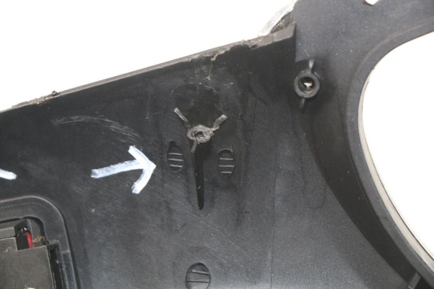photo de COUVRE GUIDON COMMODO PIAGGIO FLY IE 125 (2012 - 2017)