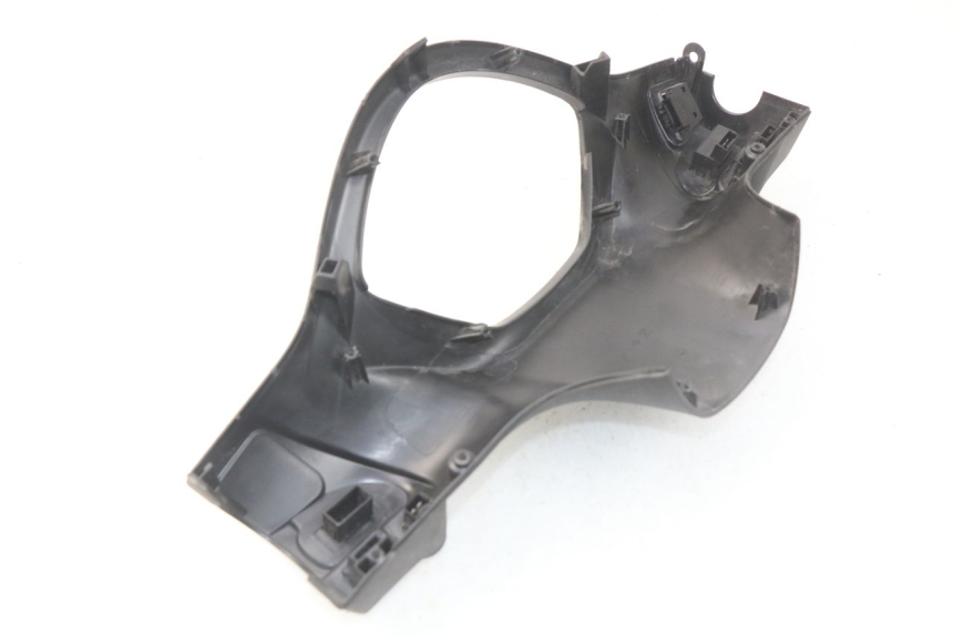 photo de COUVRE GUIDON COMMODO PIAGGIO LIBERTY IGET 4T 50 (2015 - 2020)