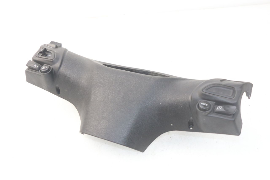 photo de COUVRE GUIDON COMMODO PIAGGIO LIBERTY IGET 4T 50 (2015 - 2020)