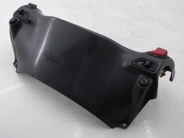 photo de COUVRE GUIDON COMMODO PIAGGIO SUPER LX 125 (2000 - 2003)