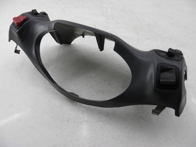 photo de COUVRE GUIDON COMMODO PIAGGIO SUPER LX 125 (2000 - 2003)