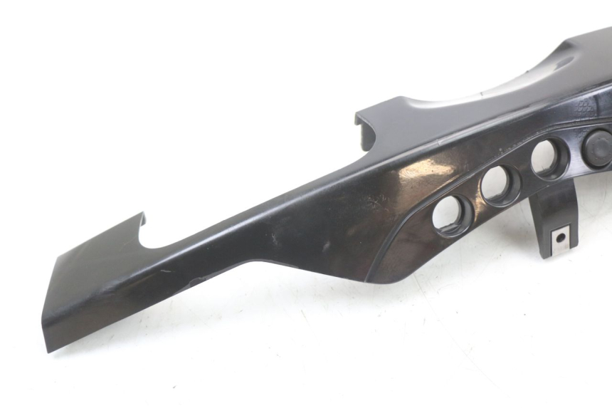 photo de COUVRE GUIDON COMMODO PIAGGIO X10 125 (2012 - 2017)