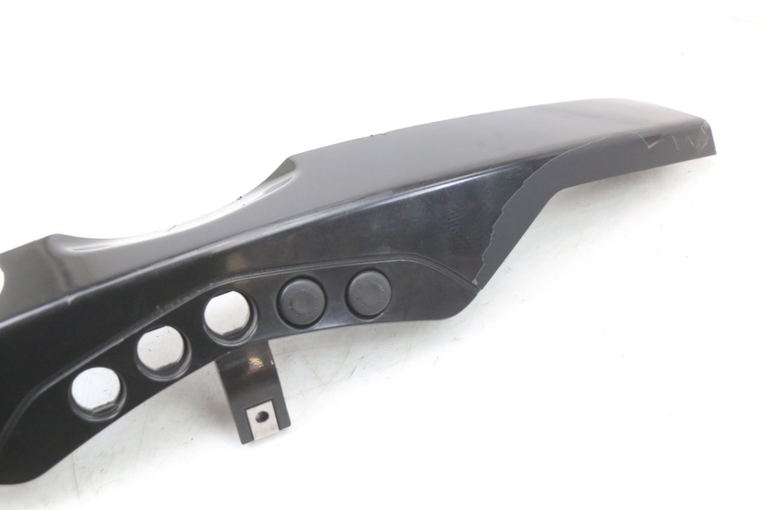 photo de COUVRE GUIDON COMMODO PIAGGIO X10 125 (2012 - 2017)