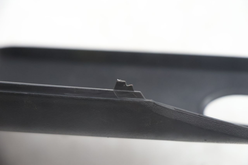 photo de COUVRE GUIDON  HONDA FJS SILVER WING SILVERWING 400 (2005 - 2008) - Gros plan technique