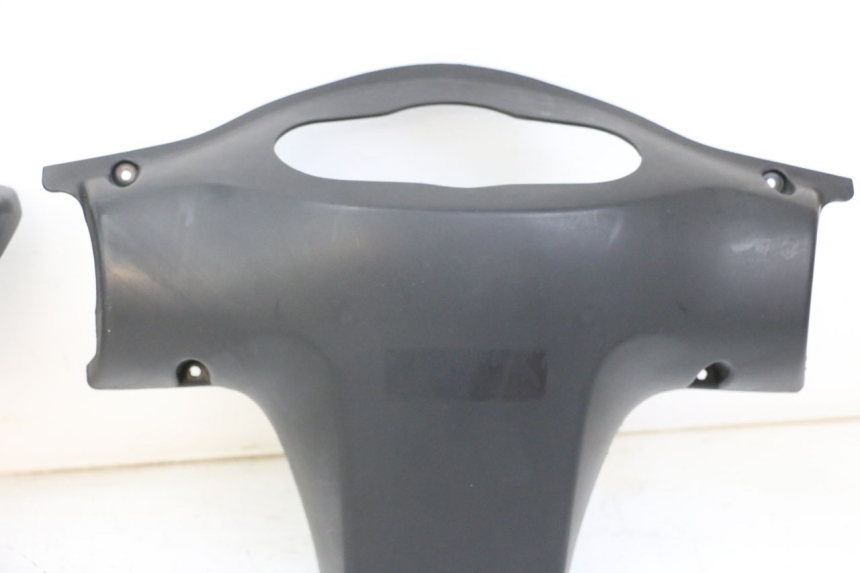 photo de COUVRE GUIDON KYMCO AGILITY 4T 50 (2018 - 2022)