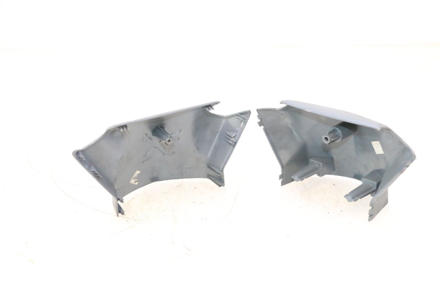 photo de COUVRE GUIDON  PEUGEOT LUDIX ONE 14P 50 (2004 - 2013) - Vue d’ensemble